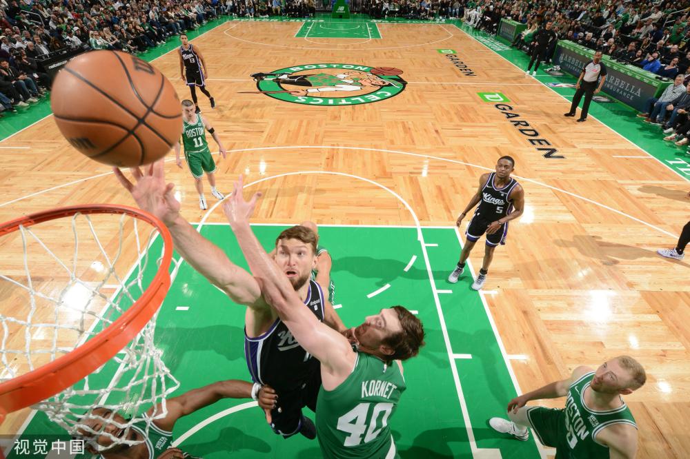 感到非常震 感到非常震